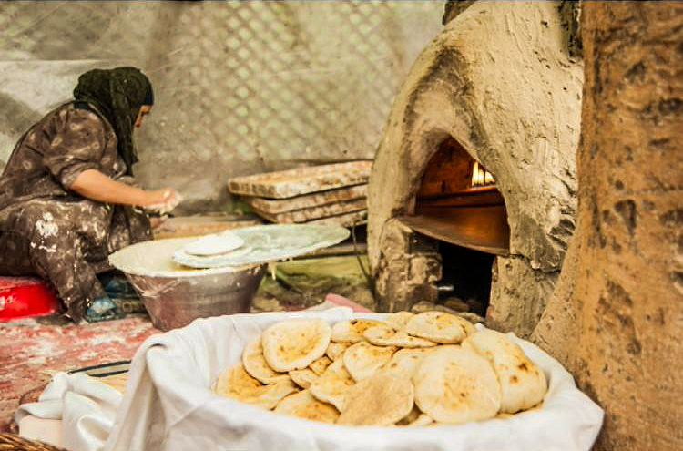 pane medio oriente.jpg 1869580913